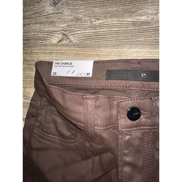 Joe's Jeans THE CHARLIE High Rise Skinny Ankle Coated Jeans in Plum - 25. 16 - Picture 4 of 12